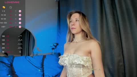 Snapshot of chloe__kiss chatting on March 3, 2025, 7:17 pm Chloe online show from March 3, 2025, 7:17 pm