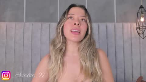 Chloe online show from February 20, 2025, 2:24 pm