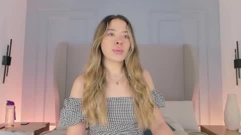 Chloe online show from May 21, 2026, 11:50 am