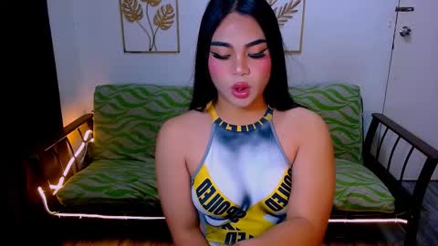 Snapshot of chloe_elsher chatting on March 17, 2026, 10:40 am Ts Chloeeeeee online show from March 17, 2026, 10:40 am