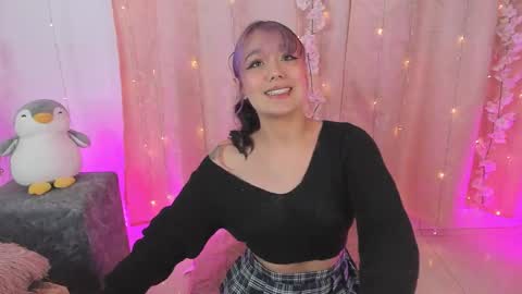 Snapshot of chloe_evans12 chatting on November 25, 2025, 4:45 am Chloe online show from November 25, 2025, 4:45 am