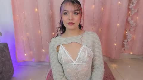 Snapshot of chloe_evans12 chatting on December 5, 2025, 2:31 am Chloe online show from December 5, 2025, 2:31 am