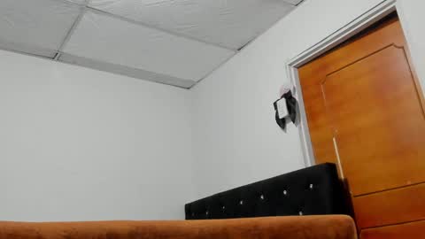 Snapshot of chloe_evanx_ chatting on January 16, 2025, 10:12 pm Chloe Evanx online show from January 16, 2025, 10:12 pm