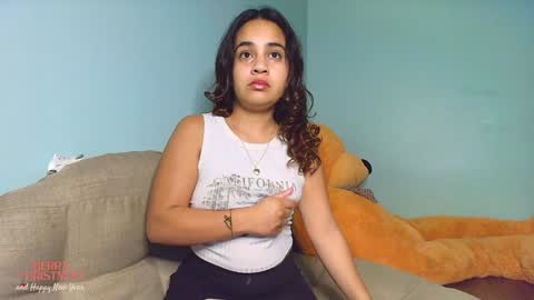 Snapshot of chloe_maia1 chatting on December 19, 2024, 2:34 am AMY online show from December 19, 2024, 2:34 am