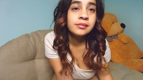 Snapshot of chloe_maia1 chatting on December 24, 2024, 2:21 am AMY online show from December 24, 2024, 2:21 am