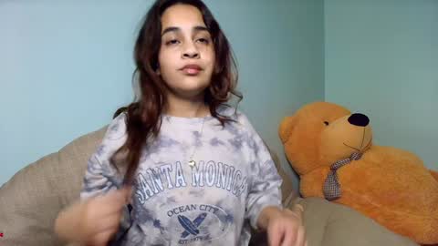 Snapshot of chloe_maia1 chatting on January 4, 2025, 2:35 am AMY online show from January 4, 2025, 2:35 am