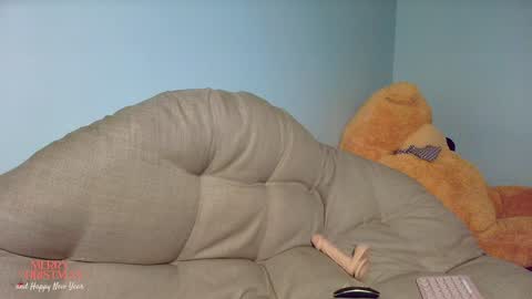 Snapshot of chloe_maia1 chatting on January 6, 2025, 2:15 am AMY online show from January 6, 2025, 2:15 am