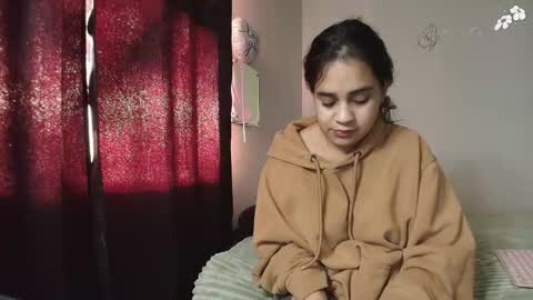 Snapshot of chloe_maia1 chatting on February 24, 2026, 12:36 pm AMY online show from February 24, 2026, 12:36 pm