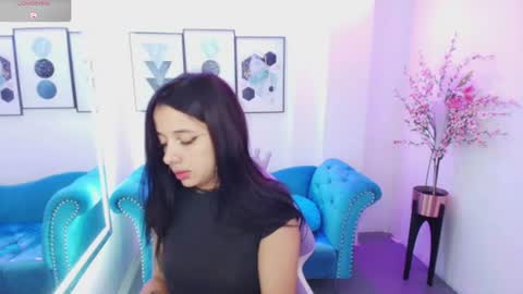 Chloe  online show from June 18, 2026, 11:58 am