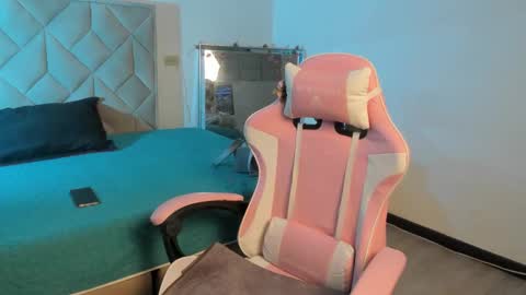 Snapshot of chloe_miller_7 chatting on February 13, 2026, 7:10 pm Chloe online show from February 13, 2026, 7:10 pm