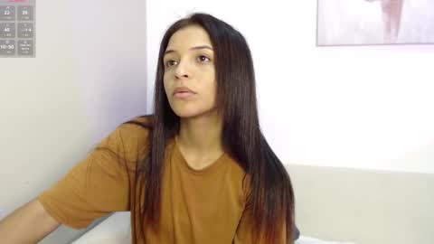 chloe_peach_ online show from February 10, 2026, 12:31 pm