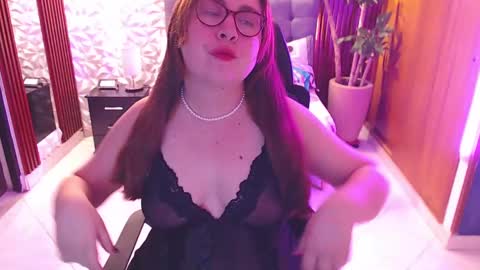 Snapshot of chloe_prg chatting on February 11, 2025, 3:18 am chloe_prg online show from February 11, 2025, 3:18 am