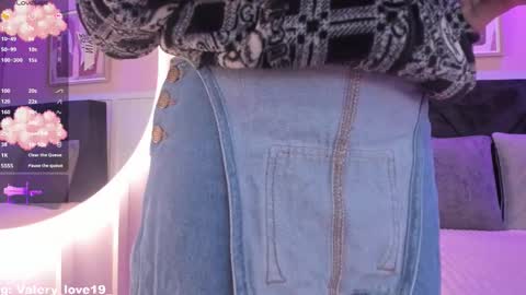 Snapshot of chloe_watson_ chatting on February 14, 2026, 7:32 pm online show from February 14, 2026, 7:32 pm