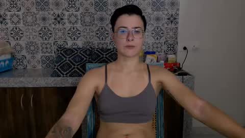 Eva and Sandra online show from March 12, 2025, 11:42 am