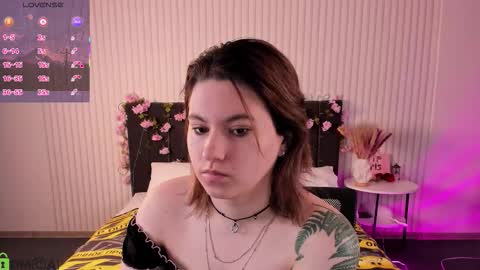 Snapshot of chloebloss0m chatting on January 7, 2026, 2:47 am Boni online show from January 7, 2026, 2:47 am