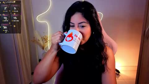 Chloe online show from February 2, 2026, 11:09 am