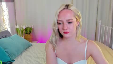 Chloe Deccker online show from July 16, 2026, 1:00 am