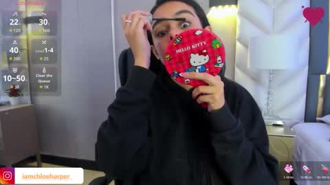  Chloe Harper  online show from February 28, 2026, 11:33 am