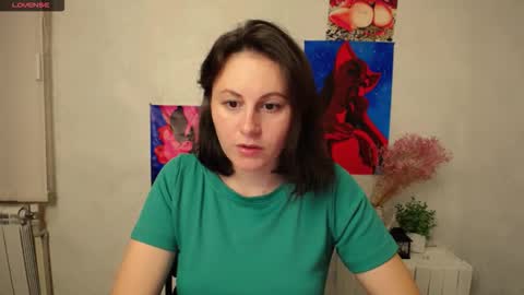 Chloe online show from October 16, 2025, 12:17 pm