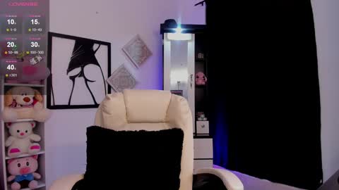 Chloee online show from January 23, 2025, 9:29 pm
