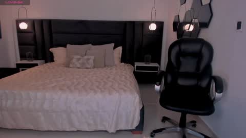 Snapshot of chloemanson chatting on December 28, 2024, 8:25 pm Chloe OF chloemanson online show from December 28, 2024, 8:25 pm