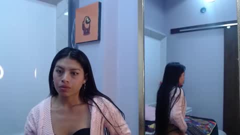 Snapshot of chloemartini_ chatting on January 19, 2025, 9:01 am ChloeSignup For Free Join my Fan Club online show from January 19, 2025, 9:01 am