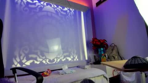 ChloeSignup For Free  Join my Fan Club online show from May 29, 2026, 2:53 am