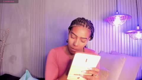 Snapshot of chloetaylorr_ chatting on December 9, 2024, 12:30 pm CHLOE online show from December 9, 2024, 12:30 pm