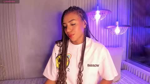 Snapshot of chloetaylorr_ chatting on December 18, 2024, 12:40 pm CHLOE online show from December 18, 2024, 12:40 pm