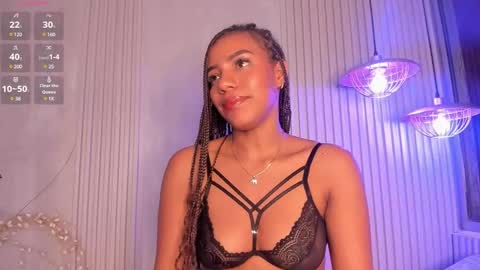 Snapshot of chloetaylorr_ chatting on December 19, 2024, 4:57 pm CHLOE online show from December 19, 2024, 4:57 pm