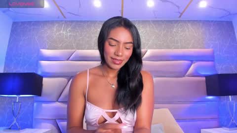 Snapshot of chloetaylorr_ chatting on February 24, 2025, 8:14 pm CHLOE online show from February 24, 2025, 8:14 pm