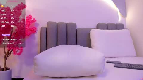 Snapshot of chlowe_taylor chatting on February 21, 2026, 4:46 am chlowe online show from February 21, 2026, 4:46 am