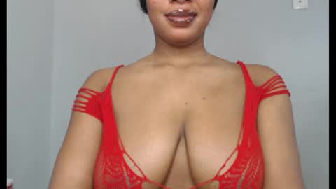 ESTHER online show from October 8, 2025, 7:17 am
