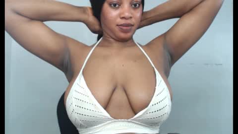 ESTHER online show from October 16, 2025, 7:31 am