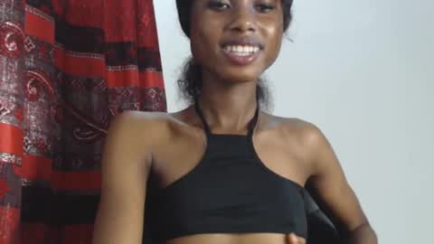 choco_petitqueen online show from December 4, 2024, 10:57 am