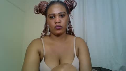 Snapshot of choco_violet chatting on February 13, 2025, 6:38 pm VIOLET online show from February 13, 2025, 6:38 pm