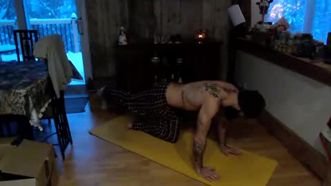 chocobear89 online show from February 7, 2025, 11:56 am