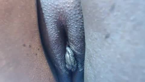 chocolatabig online show from November 28, 2025, 5:54 am