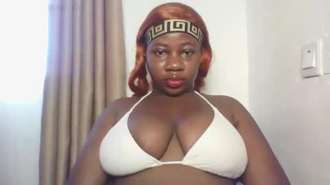 chocolateassgirl61 online show from November 11, 2025, 7:41 am