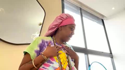 Snapshot of chocolatecakequeen chatting on March 1, 2025, 4:54 pm ChocolateCakeQueen online show from March 1, 2025, 4:54 pm