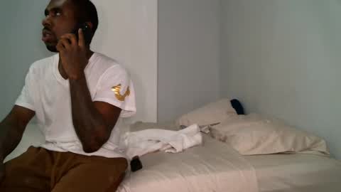 Snapshot of chocolatedolla chatting on January 4, 2025, 6:09 pm chocolatedolla online show from January 4, 2025, 6:09 pm