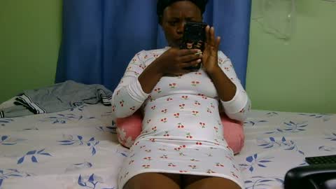 Chocolate Ebony online show from July 28, 2026, 11:50 am