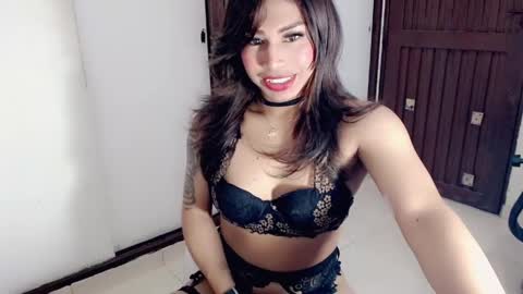 Snapshot of chocolatetriplex chatting on June 3, 2026, 6:35 pm chocolatetriplex online show from June 3, 2026, 6:35 pm