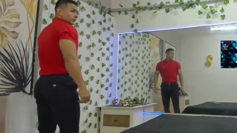 Snapshot of choreythaiylor chatting on November 8, 2025, 2:39 pm Chorey Thaylor online show from November 8, 2025, 2:39 pm