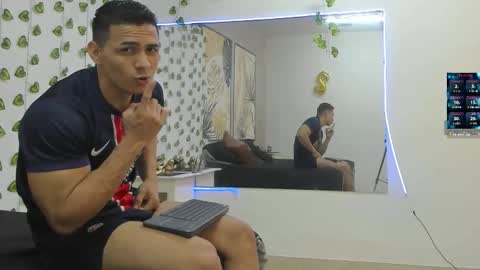 Snapshot of choreythaiylor chatting on November 19, 2025, 2:39 pm Chorey Thaylor online show from November 19, 2025, 2:39 pm