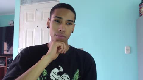 Snapshot of choticx chatting on December 18, 2025, 9:32 pm Andrew online show from December 18, 2025, 9:32 pm