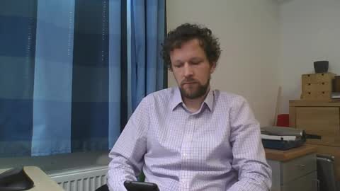 Snapshot of chr35is09 chatting on March 5, 2025, 7:49 am chr35is09 online show from March 5, 2025, 7:49 am