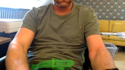 Snapshot of chris13abcd chatting on January 26, 2025, 1:36 pm chris13abcd online show from January 26, 2025, 1:36 pm