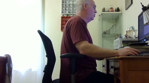 chris2002b online show from September 21, 2025, 11:17 pm