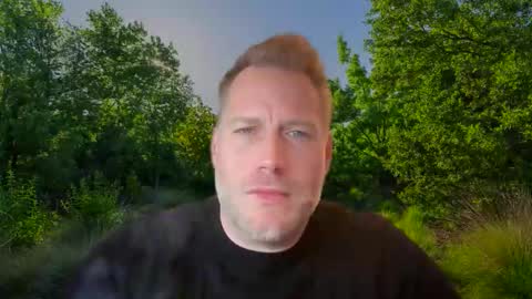 Snapshot of chris2024x chatting on October 16, 2025, 1:23 pm Christian online show from October 16, 2025, 1:23 pm